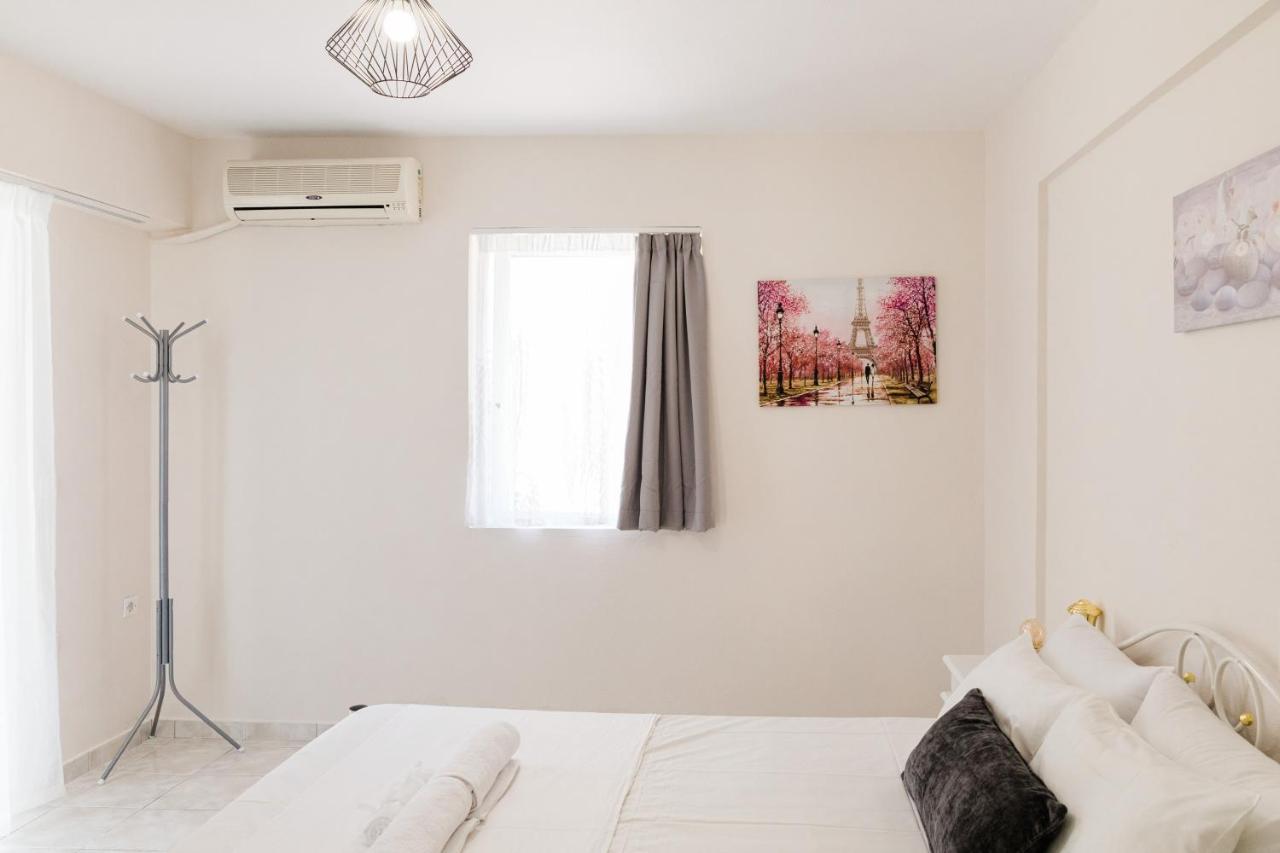 Alexandros Luxury Apartments Nydri 外观 照片